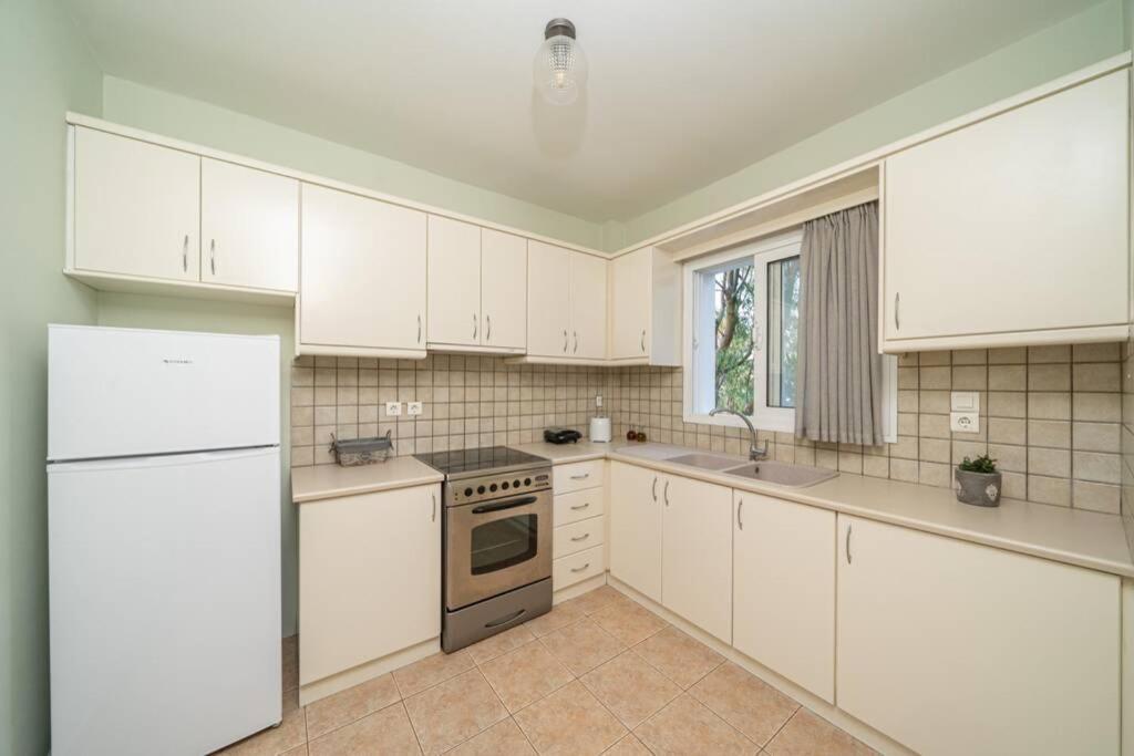 Central & Elegant Suite With Private Garden Argostoli  Esterno foto